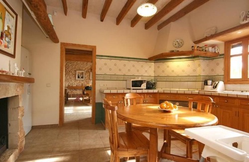 Cas Concos House | Finca 'Esporrassar' mit Terrasse by Interhome