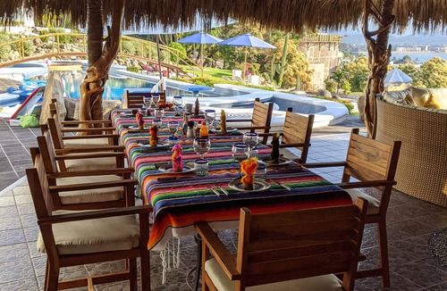 La Punta House | First Class Executive Retreat, Staff of Five, Sleeps up to 12