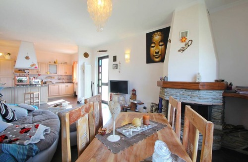 Montignoso Apartment | Flat with beautiful Sea View in Tuscany