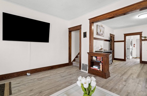 Fort Wayne House | 🏡FREE Coffee - FAST Wi-fi —Mi Casa ☀️