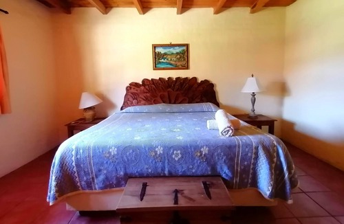 Mascota House | FRESNO CABIN
