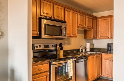 Gateway District Apartment | Frontdesk | Inviting + Bright 1BR Apt