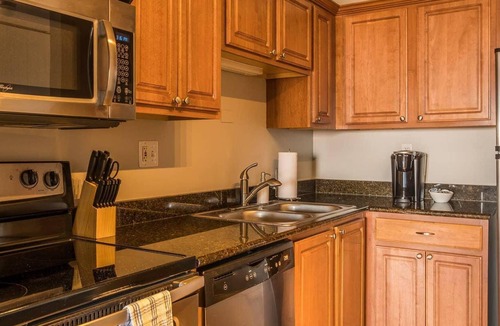Gateway District Apartment | Frontdesk | Inviting + Bright 1BR Apt