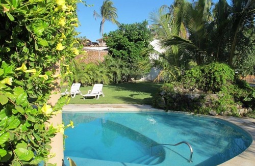 La Cruz de Huanacaxtle House | Full-privacy in charming 3-bdr house with heated pool, garden & jacuzzi
