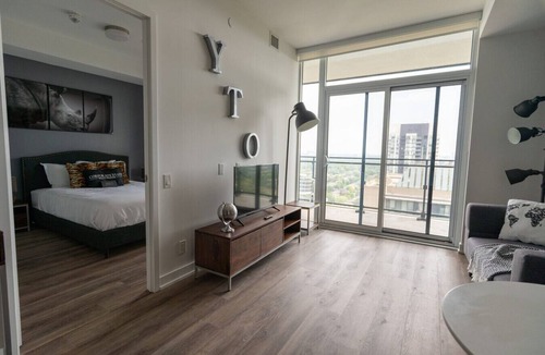Willowdale Apartment | Fully Furnished One-Bedroom Apartment in Toronto