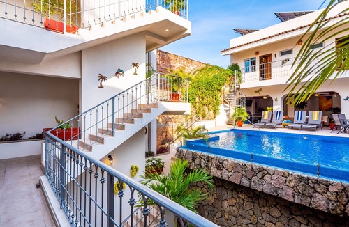 Lazaro Cardenas Villa | Fully staffed, family-friendly luxury villa. Kids Welcome