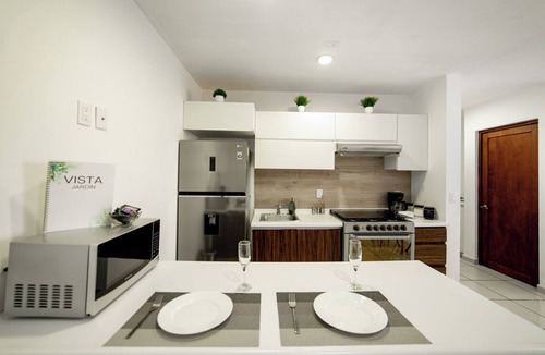 Historic Centre Apartment | Garden View (Ground Floor)