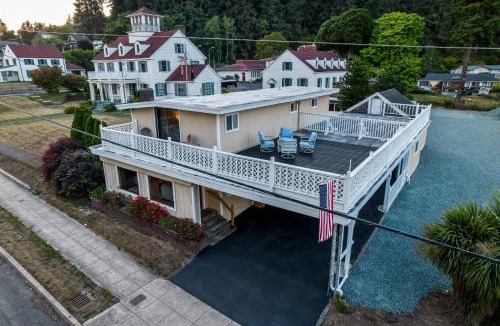 Garibaldi House | Garibaldi Getaway