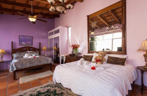 Emiliano Zapata Bed & Breakfast | Garlands Del Rio Riverside Boutique Hotel