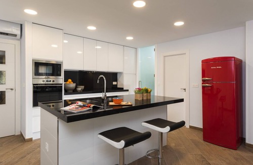 Centro - Sagrario Apartment | Genteel Home Tablas - Four Bedroom Apartment, Sleeps 8