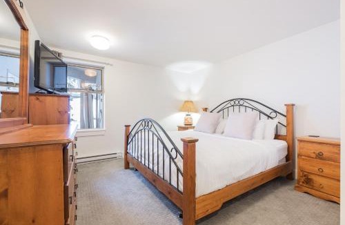 Blackcomb House | Gleneagles 13 by Outpost Whistler