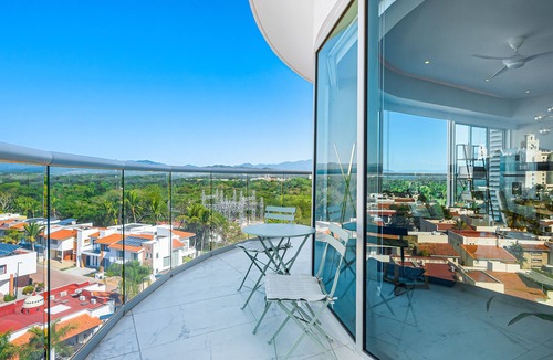 Flamingos Condo | Golf-and-sea condo with panoramic ocean/mountain views, pool
