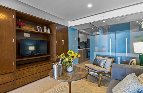 Las Glorias Apartment | Gorgeous 1BR Condo with Pools & Sea Views