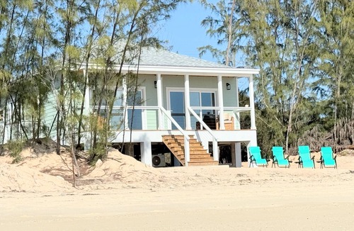 Governor's Harbour House | Gorgeous 2-bedroom Beachfront house in Governor's Harbour with AC, Hi Speed WiFi