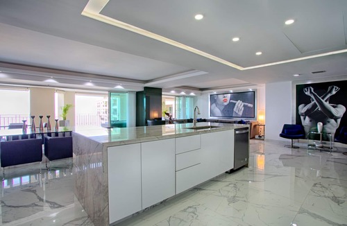 Marina Vallarta Condo | Gorgeous condo at Marina area , great views , luxury layout, jacuzzi,beach front