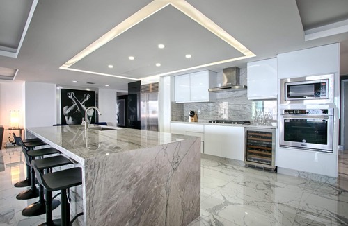 Marina Vallarta Condo | Gorgeous condo at Marina area , great views , luxury layout, jacuzzi,beach front