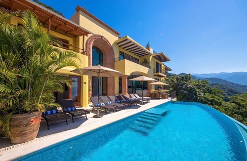Conchas Chinas Villa | Gorgeous luxury villa great location amazing views full staff & transfers incl.
