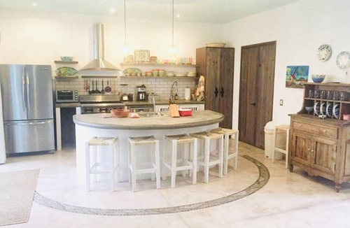 Emiliano Zapata House | Gorgeous multi-level villa with pool, large rooftop terrace, surfboards