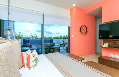 Ejidal Apartment | Gorgeous Private Pool w/Terrace Steps to Beach!