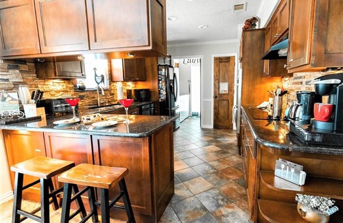 Plano House | ✪Gorgeous✪ Secluded ⛱ HEATED POOL & Spa Oasis⛱ Koi nhttps:/youtu.be/QBnKMhY7bXU