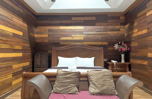 Chomphu Hotel | Grand Amazon Hotel