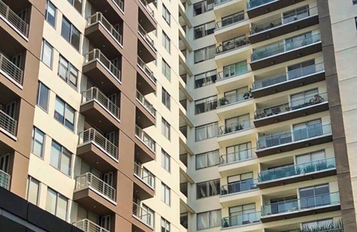 Ampliacion Granada Apartment | Grand Apartment Vive Grand by Kukun