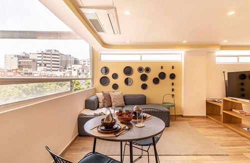 Colonia Cuauhtemoc Apartment | Grand Chapultepec by Kukun