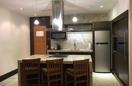 Las Jarretaderas Villa | Grand Luxxe 2 Bedroom 8 People Private Pool On Balcony Free Wifi