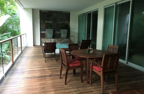 Las Jarretaderas Villa | Grand Luxxe 2 Bedroom 8 People Private Pool On Balcony Free Wifi