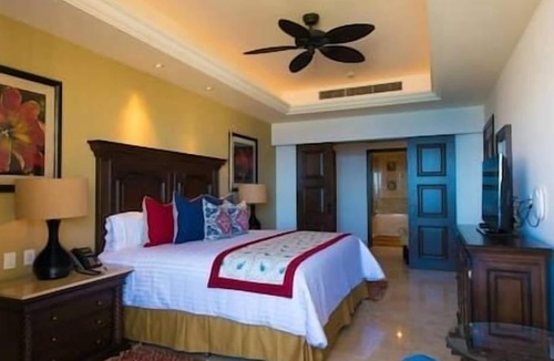 Marina Resort | Grand Solmar Land's End Resortn & Spa, Beach!