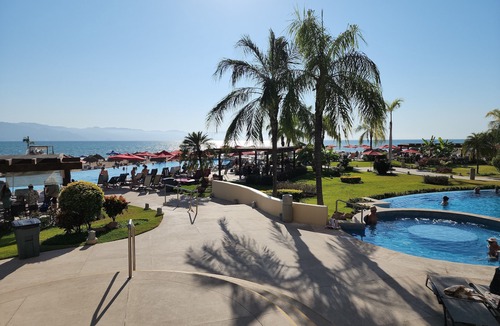 North Hotel Zone Condo | Grand Venetian , Great ocean view on the 8th floor