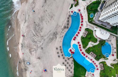 South Hotel Zone Apartment | Grand Venetian, Ocean front condo By Valléra Homes