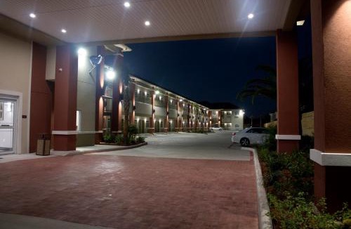 Chinatown Hotel | Grand Villa Inn and Suites Westchase/Chinatown