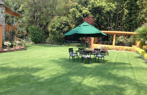 Rancho Cortes House | GREAT GARDEN, WARM SPOTLESS POOL AND TENIS COURT