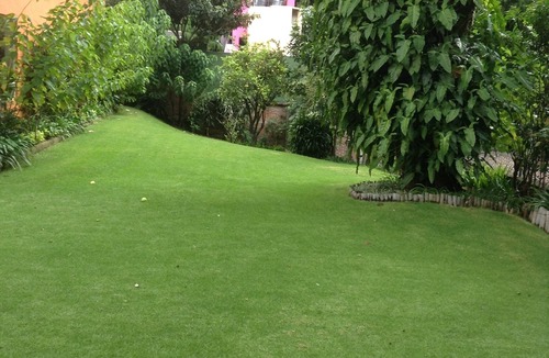 Rancho Cortes House | GREAT GARDEN, WARM SPOTLESS POOL AND TENIS COURT
