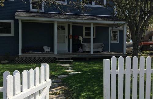 Camden House | Great location. Last availability of 2024: July 3- July 14.