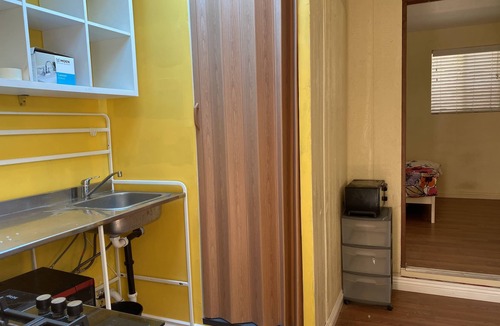 Monrovia House | Guest House