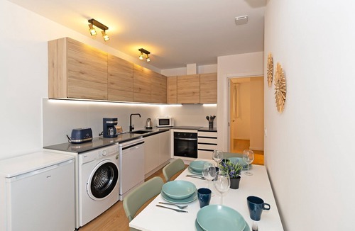La Malva-rosa Apartment | GuestReady - Modern flat 5 minutes from the beach