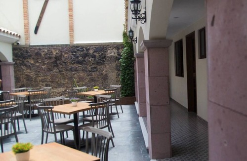 Teziutlan Apartment | Habitación Dentro de Hermoso Hostal Como de Cuento