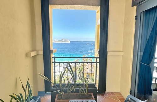 El Medano Ejidal Condo | Hacienda Beach Club 5th floor with amazing views with Peloton Bike.