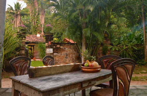Las Glorias House | Hacienda Tabachines/Tropical Mexican Space. (Eco - Habitat)