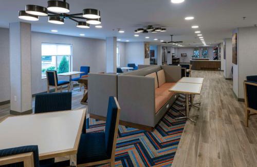 Norton Hotel | Hampton Inn Norton, Va