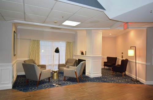 Salem Hotel | Hampton Inn Salem East - Electric Road