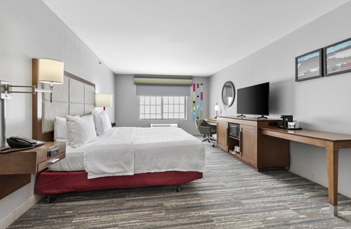 Salem Hotel | Hampton Inn Salem, VA