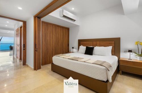 Las Glorias Apartment | Harbor 171, Breathtaking Views