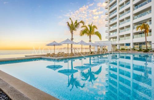 Las Glorias Apartment | Harbor NT2505 by Moikkarentals