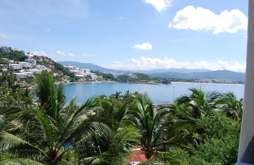 Las Hadas Apartment | Have it All: Ocean View, Beach, Pool and Style for $99 p.n.