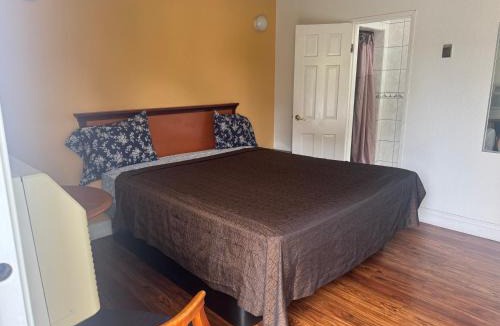 Los Cerritos Hotel | Haystack Motel