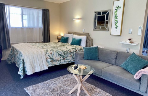 Haast Cabin | Heritage Park Lodge
