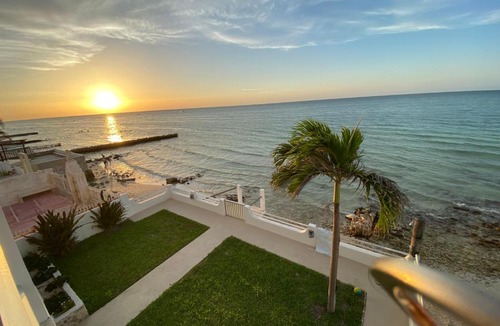 Chelem House | Hermosa casa en la playa para ti